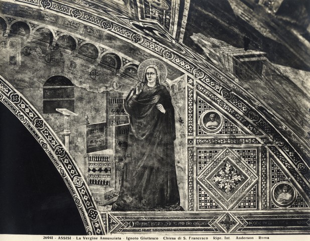 Anderson — Assisi - La Vergine Annunziata - Ignoto Giottesco - Chiesa di S. Francesco — particolare